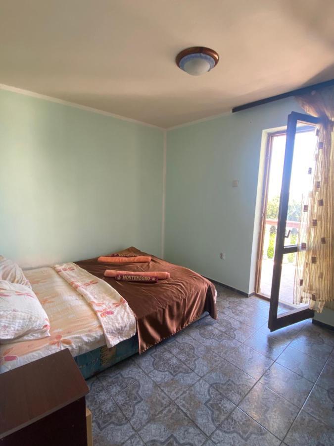 Sunny Villa Apartments Budva Buitenkant foto