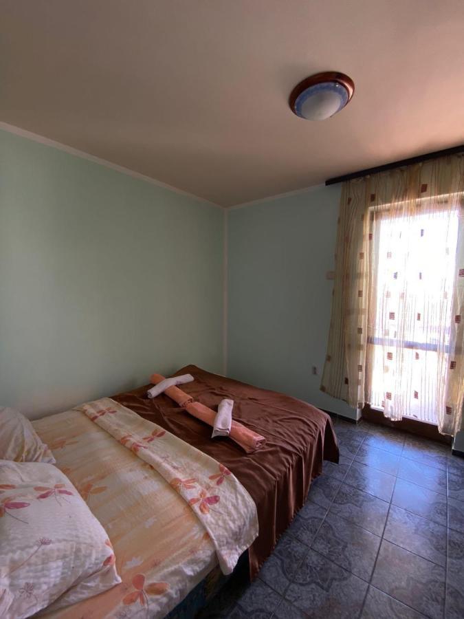 Sunny Villa Apartments Budva Buitenkant foto