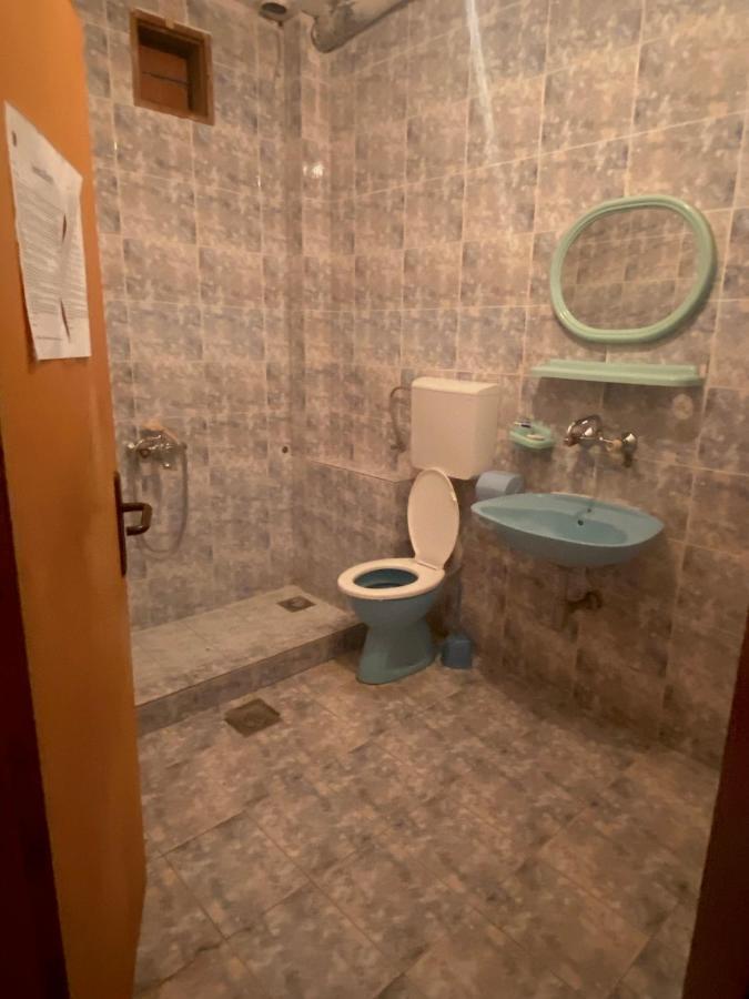 Sunny Villa Apartments Budva Buitenkant foto