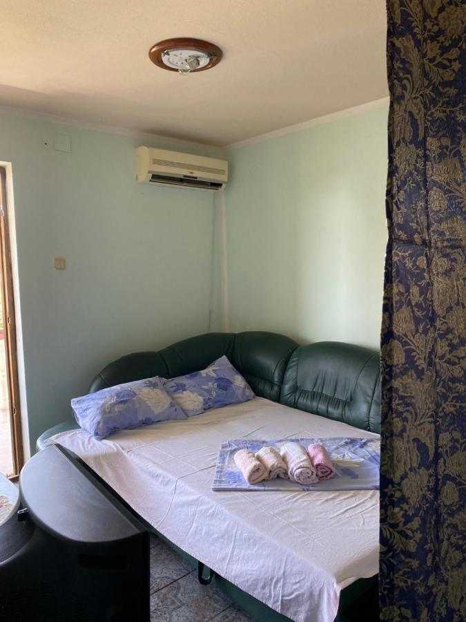 Sunny Villa Apartments Budva Buitenkant foto