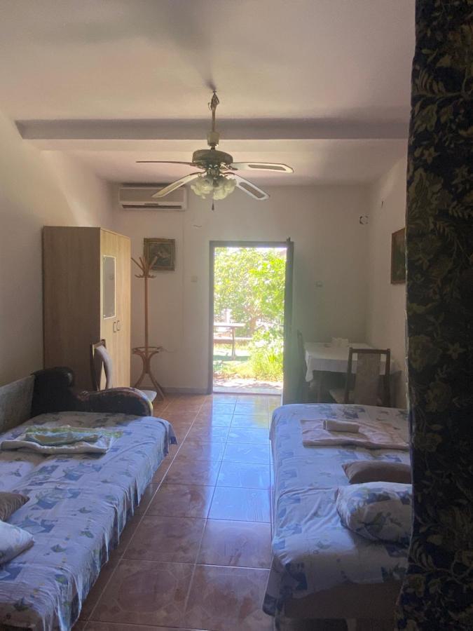 Sunny Villa Apartments Budva Buitenkant foto