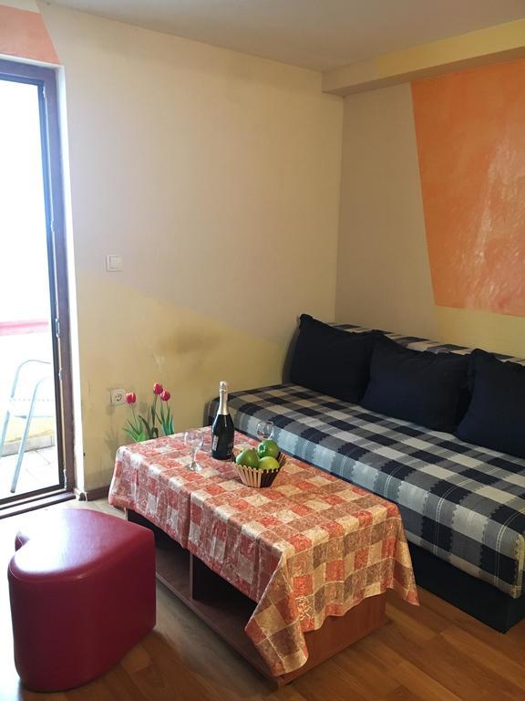 Sunny Villa Apartments Budva Buitenkant foto