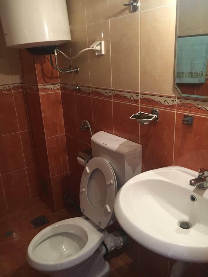 Sunny Villa Apartments Budva Buitenkant foto