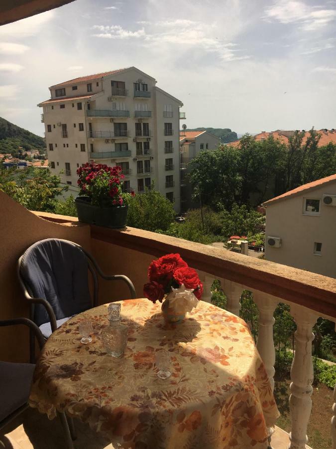 Sunny Villa Apartments Budva Buitenkant foto